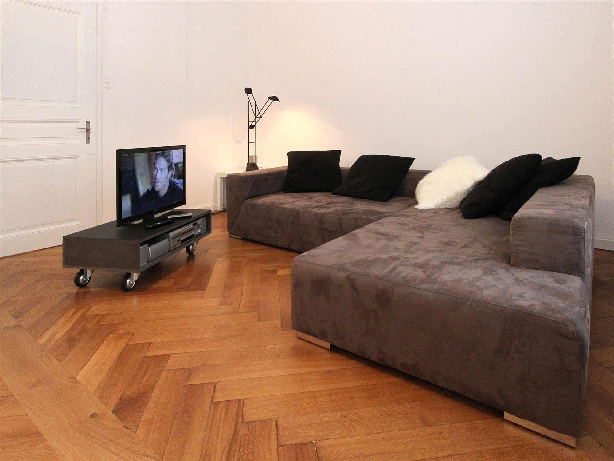 Apartments Spalenring 10 Basel Ngoại thất bức ảnh
